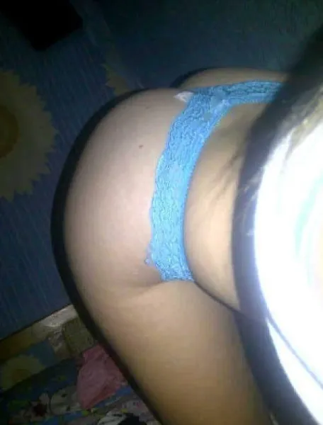 Sexe sur Grenoble avec une beurette chaude