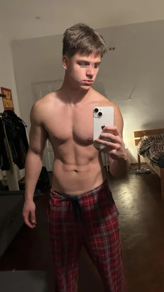 Rencontre plan cul gratuit à Clichy avec mec sérieux et discret